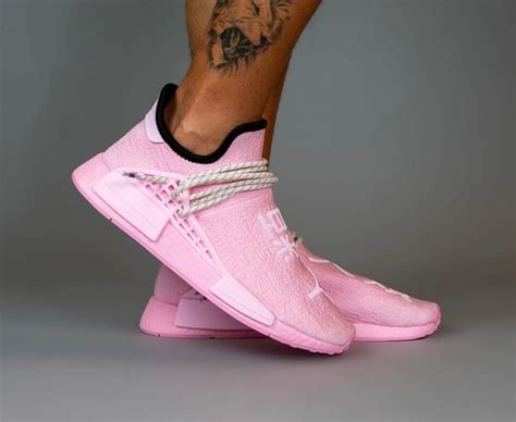 pharrell nmd hu pink